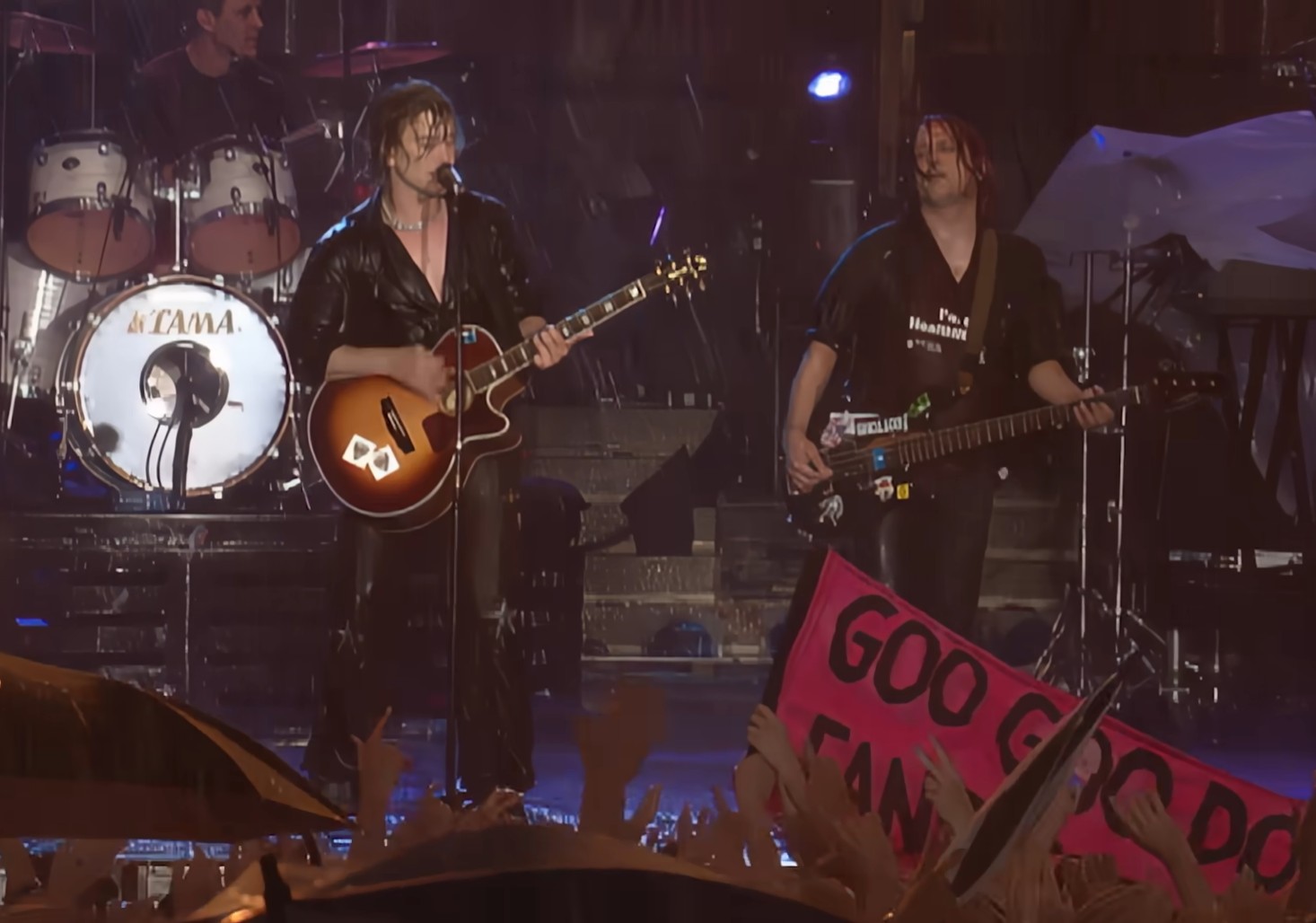 The Goo Goo Dolls performing live